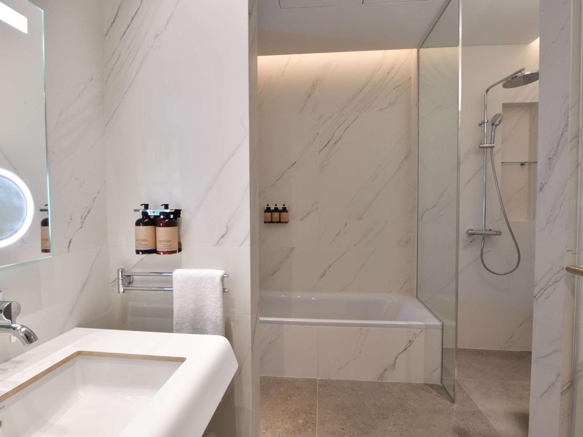 Novotel Abidjan Marcory Екстер'єр фото